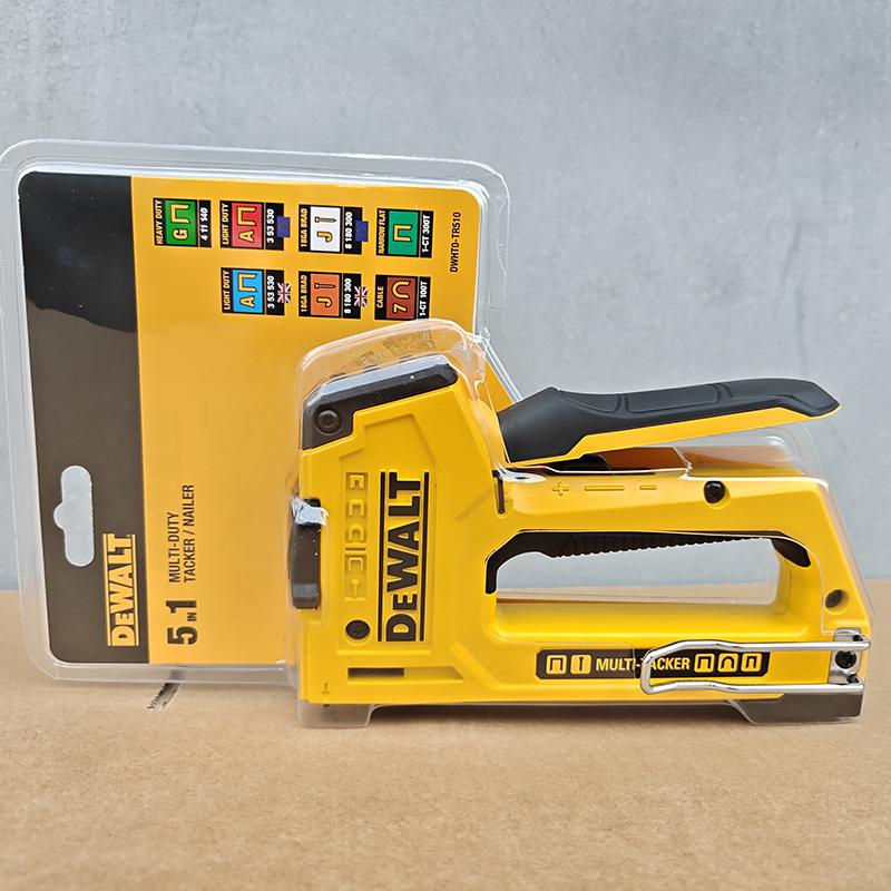 DeWALT DWHT0-TR510 Pistola de  - Staple Gun Electric reseña y precio