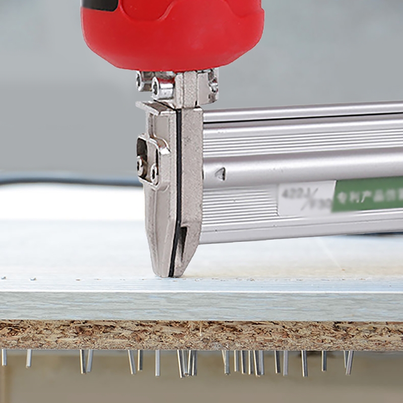 Grapadora clavadora eléctrica  - Staple Gun Electric reseña y precio